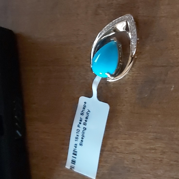 Pear shape Sleeping Beauty pendant - Picture 1 of 2